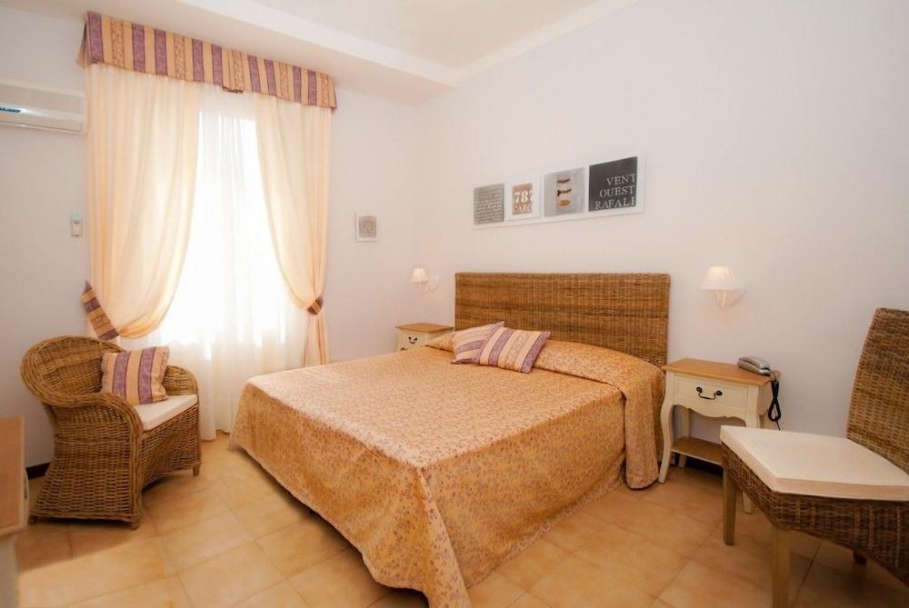 Hotel Bel Sit Alassio Exterior photo