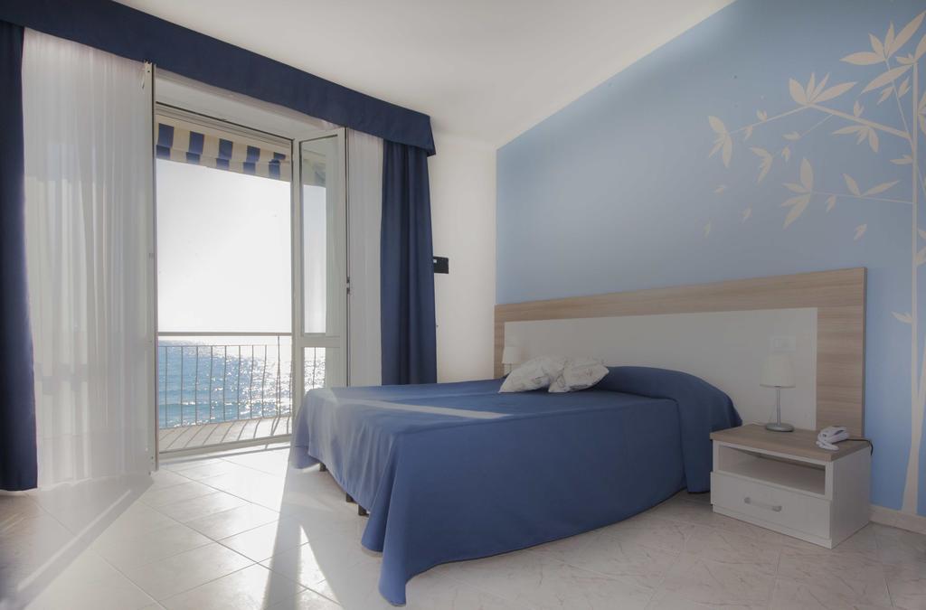 Hotel Bel Sit Alassio Room photo